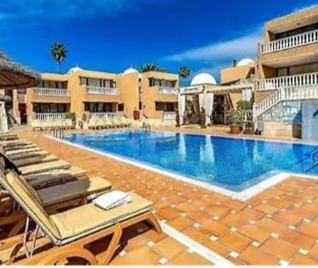 Las Americas Monkey Beach Вилла